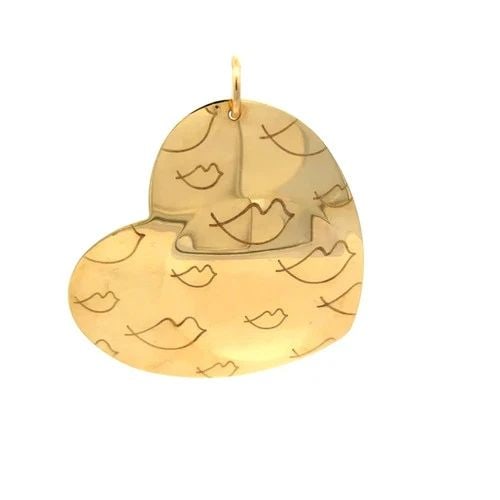 GIORDANA CASTELLAN GOLD PENDANT 18K YELLOW LARGE HEART STYLE: GIORDANA CASTELLAN GOLD PENDANT 18K YELLOW LARGE HEART STYLE The Giordana Castellan Gold Pendant is a beautiful piece of fine jewelry featuring an 18k yellow gold heart-shaped design with etched lips 