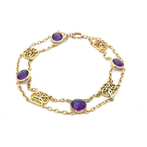 VICTORIAN AMETHYST GOLD BRACELET DIAMOND 16K YELLOW FLORAL MOTIFS CHAIN: VICTORIAN AMETHYST GOLD BRACELET DIAMOND 16K YELLOW FLORAL MOTIFS CHAIN This Victorian Amethyst Gold Bracelet features 4 stunning round amethyst set in 16k yellow gold with diamond and opal accents. T
