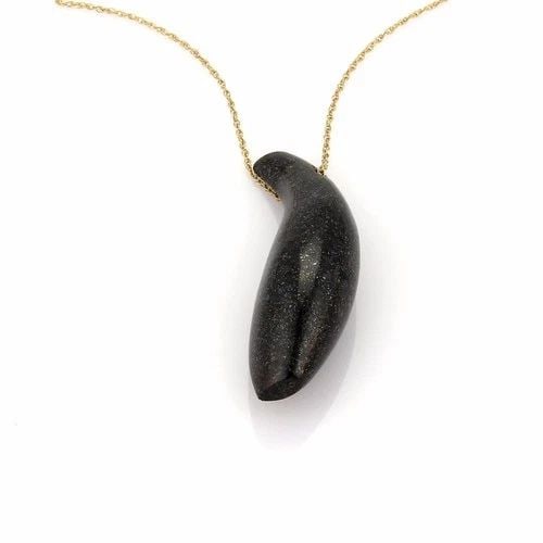 TIFFANY & CO. OBSIDIAN FISH PENDANT BY FRANK GEHRY 18K YELLOW GOLD NECKLACE: TIFFANY & CO. OBSIDIAN FISH PENDANT BY FRANK GEHRY 18K YELLOW GOLD NECKLACE Tiffany & Co. Frank Gehry Obsidian Fish Pendant 18k Yellow Gold Necklace This beguiling authentic necklace is from Tiffany &