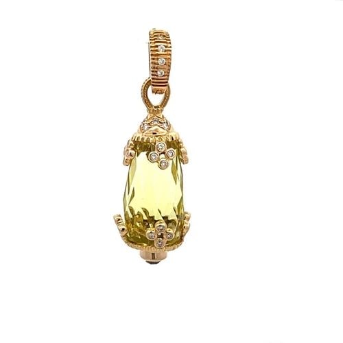 DIAMOND YELLOW GEMSTONE PENDANT 18K YELLOW GOLD FLORAL DESIGN: DIAMOND YELLOW GEMSTONE PENDANT 18K YELLOW GOLD FLORAL DESIGN This Diamond Yellow Gemstone Pendant in 18k Yellow Gold with a floral design is a stunning piece of vintage jewelry for women. The pendant