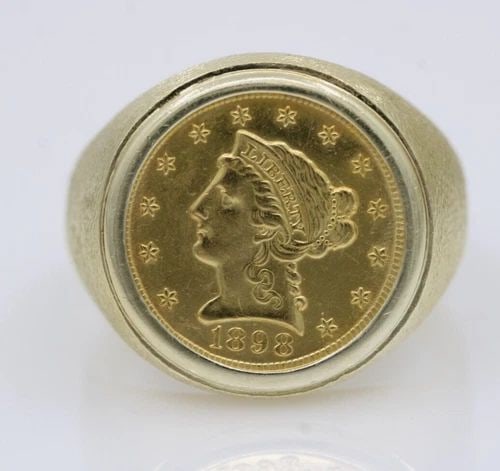 1898 $2.5 LIBERTY HEAD GOLD QUARTER EAGLE US COIN IN 14K YELLOW GOLD RING 11.7 G: 1898 $2.5 LIBERTY HEAD GOLD QUARTER EAGLE US COIN IN 14K YELLOW GOLD RING 11.7 G 1898 $2.5 LIBERTY HEAD GOLD QUARTER EAGLE US COIN IN 14K YELLOW GOLD RING 11.7 G Description 1898 $2.5 Liberty Head Gol