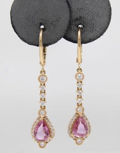MICHAEL CHRISTOFF 18K ROSE GOLD PINK SAPPHIRE & DIAMOND DANGLE EARRINGS: MICHAEL CHRISTOFF 18K ROSE GOLD PINK SAPPHIRE & DIAMOND DANGLE EARRINGS Description Michael Christoff 18K Rose Gold Pink Sapphire & Diamond Dangle Earrings Earrings are in good condition. May show sig