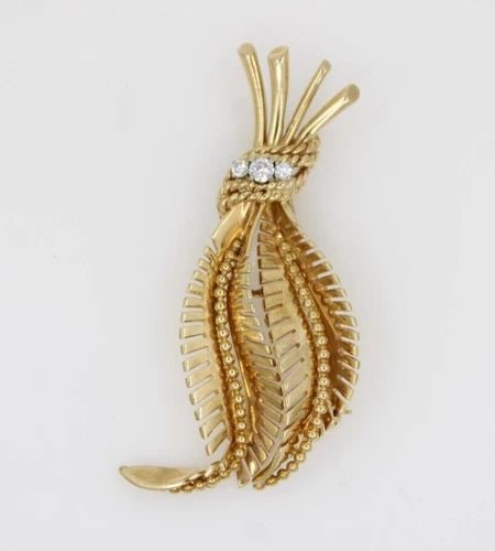 VINTAGE TIFFANY & CO 14K YELLOW GOLD NATURAL DIAMOND BROOCH PIN 8.8 GRAMS: VINTAGE TIFFANY & CO 14K YELLOW GOLD NATURAL DIAMOND BROOCH PIN 8.8 GRAMS VINTAGE TIFFANY & CO 14K YELLOW GOLD NATURAL DIAMOND BROOCH PIN 8.8 GRAMS Description Vintage Tiffany & Co 14k Yellow Gold Nat