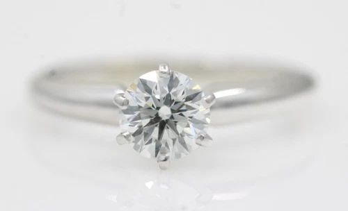 14K WHITE GOLD GIA VS2 H 0.57CT NATURAL DIAMOND SOLITAIRE ENGAGEMENT RING: 14K WHITE GOLD GIA VS2 H 0.57CT NATURAL DIAMOND SOLITAIRE ENGAGEMENT RING 14K WHITE GOLD GIA VS2 H 0.57CT NATURAL DIAMOND SOLITAIRE ENGAGEMENT RING Description 14K White Gold GIA VS2 H 0.57ct Natural 