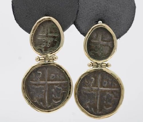 14K YELLOW GOLD & STERLING SILVER SPANISH REALES COIN DANGLE EARRINGS 7.9 GRAMS: 14K YELLOW GOLD & STERLING SILVER SPANISH REALES COIN DANGLE EARRINGS 7.9 GRAMS 14K YELLOW GOLD & STERLING SILVER SPANISH REALES COIN DANGLE EARRINGS 7.9 GRAMS Description 14K Yellow Gold & Sterling S