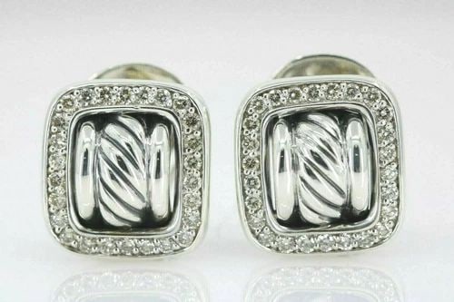 DAVD YURMAN STERLING SILVER VS2 1.56 TCW DIAMOND 17MM BUCKLE EARRINGS: DAVD YURMAN STERLING SILVER VS2 1.56 TCW DIAMOND 17MM BUCKLE EARRINGS DAVD YURMAN STERLING SILVER VS2 1.56 TCW DIAMOND 17MM BUCKLE EARRINGS Description Davd Yurman Sterling Silver VS2 1.56 TCW Diamond