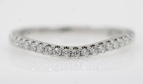 THE LEO DIAMOND 14K WHITE GOLD 0.2CT CURVED WEDDING BAND RING SIZE 6.5 (1 of 2)