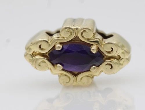 14K YELLOW GOLD PURPLE AMETHYST BRACELET SLIDE CHARM 2.3 GRAMS: 14K YELLOW GOLD PURPLE AMETHYST BRACELET SLIDE CHARM 2.3 GRAMS 14K YELLOW GOLD PURPLE AMETHYST BRACELET SLIDE CHARM 2.3 GRAMS Description 14K Yellow Gold Purple Amethyst Bracelet Slide Charm Charm is 