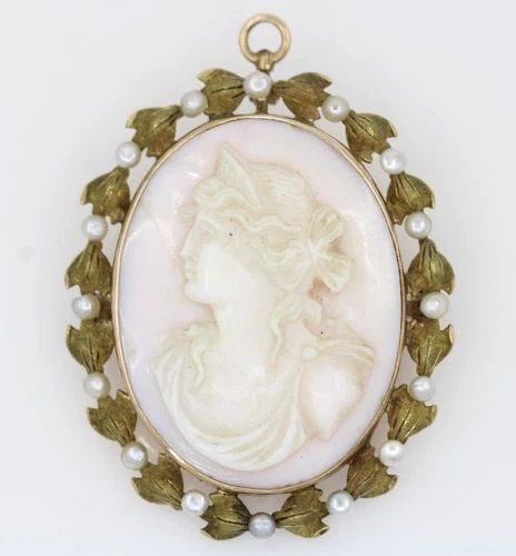 10K YELLOW GOLD CARVED SHELL CAMEO W/ PEARLS PENDANT BROOCH 7.3 GRAMS (1 of 2)