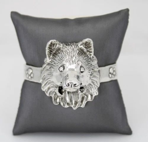 DESIGNER SOUTHWESTERN STERLING SILVER WOLF CUFF BRACELET 6" ~ 69.2 GR: DESIGNER SOUTHWESTERN STERLING SILVER WOLF CUFF BRACELET 6" ~ 69.2 GR DESIGNER SOUTHWESTERN STERLING SILVER WOLF CUFF BRACELET 6" ~ 69.2 GR Description Designer Southwestern Sterling Silver Wolf Cuff 
