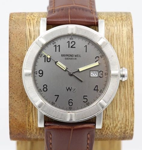 RAYMOND WEIL GENEVE 38MM SILVER DATE DIAL QUARTZ WATCH W/ LEATHER BAND 6100 (1 of 2)