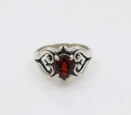 RETIRED JAMES AVERY STERLING SILVER SCROLLED HEART GARNET RING SIZE 7 (1 of 2)