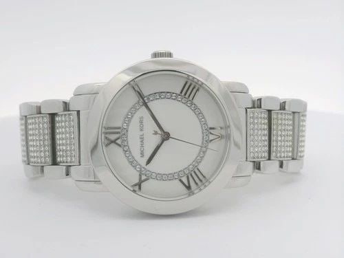 MICHAEL KORS TIFFANY SILVER TONE 34MM WHITE DIAL QUARTZ WOMAN'S WATCH MK-3685: MICHAEL KORS TIFFANY SILVER TONE 34MM WHITE DIAL QUARTZ WOMAN'S WATCH MK-3685 Description Michael Kors Tiffany Silver Tone 34mm White Dial Quartz Woman's Watch MK-3685 The watch has been used previous