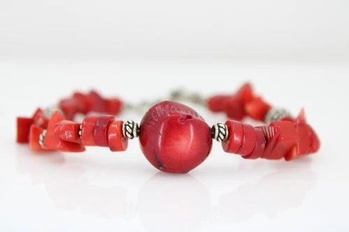 PAIGE WALLACE RED CORAL & BEAD TOGGLE 8" BRACELET (1 of 2)