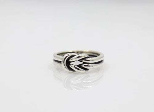 RETIRED JAMES AVERY STERLING SILVER ETERNAL LOVER'S KNOT RING - SIZE 6 (1 of 2)