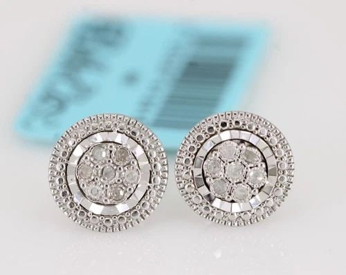BELK & CO. 925 STERLING SILVER 1/10 CT. TW NATURAL DIAMOND EARRINGS: BELK & CO. 925 STERLING SILVER 1/10 CT. TW NATURAL DIAMOND EARRINGS Description Belk & Co. 925 Sterling Silver 1/10 ct. tw Natural Diamond Earrings The earrings are in new condition. Approximate Measu