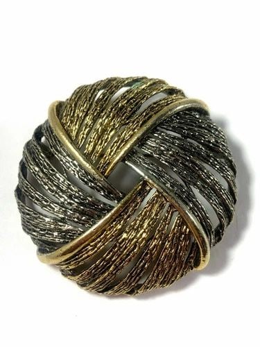 VINTAGE SIGNED ART GOLD SILVER TWO TONE CIRCLE BROOCH PIN 2 INCHES (1 of 2)