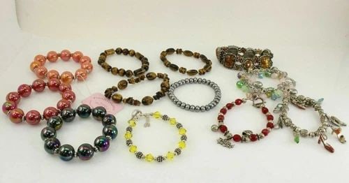 LOT OF 12 COSTUME JEWELRY BEADED BRACELETS BROWN, RED, ORANGE, SILVER, & GREEN (1 of 2)