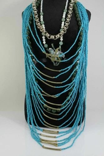 LOT OF 4 UNSIGNED COSTUME NECKLACES IN GREEN, BLUE, & SILVER TONE FREE SHIPPING! (1 of 2)