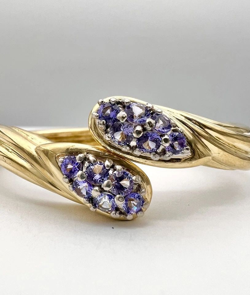 DESIGNER 14K YELLOW GOLD & PLATINUM NATURAL TANZANITE BANGLE HINGED BRACELET 38G (1 of 2)