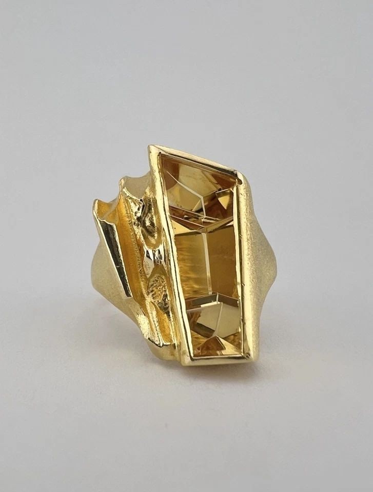 MODERNIST LAPPONIA FINLAND KALEVALA CITRINE MATTE FINISH 18K YELLOW GOLD RING (1 of 2)