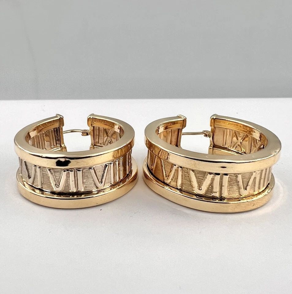BIG 1.25" DESIGNER 14K YELLOW WHITE GOLD ROMAN NUMERALS WOMENS HOOP EARRINGS 14G: BIG 1.25" DESIGNER 14K YELLOW WHITE GOLD ROMAN NUMERALS WOMENS HOOP EARRINGS 14G BIG 1.25" Designer 14k Yellow White Gold Roman Numerals Women's Hoop Earrings 14g Size: 1.25" Tall By 1/2" Wide Metal: 