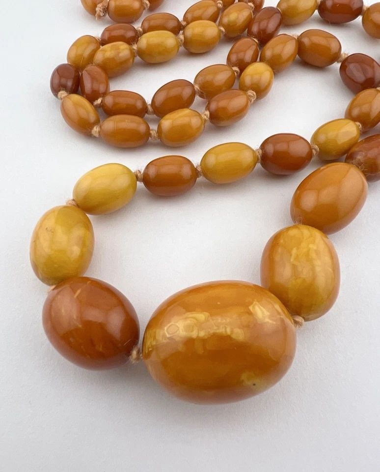62.4G - ANTIQUE BUTTERSCOTCH EGG YOLK BALTIC AMBER SWIRL ROUND BEAD NECKLACE 34" (1 of 2)