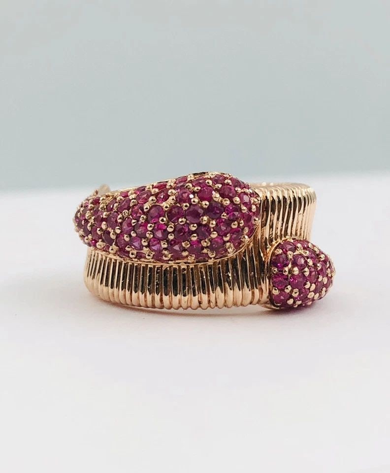 DESIGNER FINE MODERNIST CHUNKY 14K ROSE GOLD PAVE SET NATURAL RED RUBY RING: DESIGNER FINE MODERNIST CHUNKY 14K ROSE GOLD PAVE SET NATURAL RED RUBY RING Designer Fine Modernist Chunky 14k Rose Gold Pave Set Natural Red Ruby Ring Size: 8 Weight is 10.0 Grams on my scale Metal: 