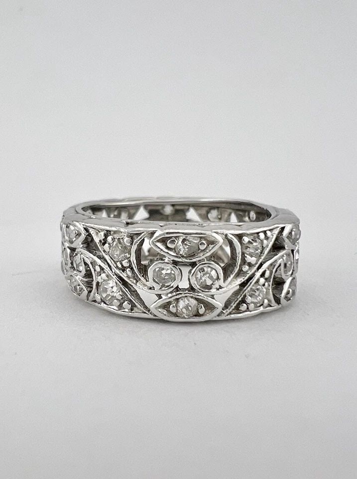 ANTIQUE ART DECO PLATINUM OLD ROSE CUT DIAMOND ETERNITY FILIGREE WIDE BAND RING: ANTIQUE ART DECO PLATINUM OLD ROSE CUT DIAMOND ETERNITY FILIGREE WIDE BAND RING Antique Art Deco Platinum Old Rose Cut Diamond Eternity Filigree WIDE Band Ring Ring Size: 5.75 Range & is 7.25mm Wide M