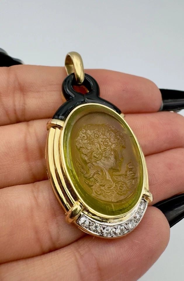 DESIGNER 14K YELLOW GOLD ETRUSCAN GREEN TOURMALINE DIAMOND ONYX INTAGLIO PENDANT: DESIGNER 14K YELLOW GOLD ETRUSCAN GREEN TOURMALINE DIAMOND ONYX INTAGLIO PENDANT Designer 14k Yellow Gold Etruscan Green Tourmaline Diamond Onyx Intaglio Pendant Size: About 2" Tall With Bail by 1" Wi
