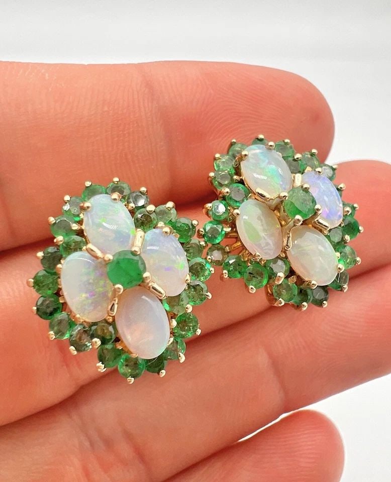 DESIGNER 14K YELLOW GOLD FIRE OPAL & EMERALD CLUSTER OMEGA BACK POST EARRINGS (1 of 2)