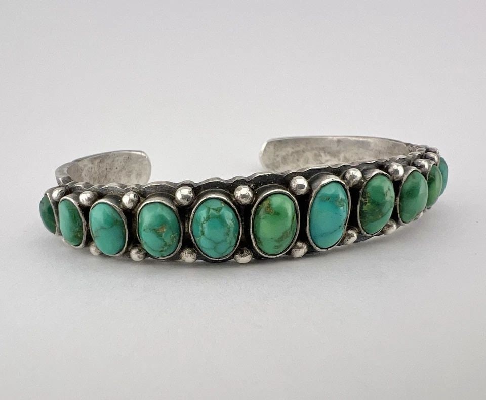 OLD 1930S NAVAJO COIN SILVER INGOT CERRILLOS TURQUOISE STAMPED CUFF BRACELET 34G: OLD 1930S NAVAJO COIN SILVER INGOT CERRILLOS TURQUOISE STAMPED CUFF BRACELET 34G OLD 1930s Navajo Coin Silver Ingot Cerrillos Turquoise Stamped Cuff Bracelet 34g Cuff is Just Under 5 3/4" tip to Tip a