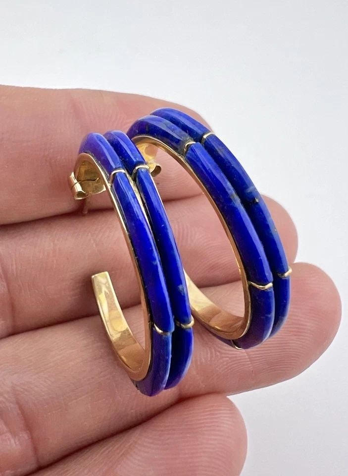 VTG NAVAJO 14K YELLOW GOLD NATURAL LAPIS LAZULI 1 1/8" 2 ROW HOOP POST EARRINGS: VTG NAVAJO 14K YELLOW GOLD NATURAL LAPIS LAZULI 1 1/8" 2 ROW HOOP POST EARRINGS Vtg Navajo 14k Yellow Gold Natural Lapis Lazuli 1 1/8" 2 Row Hoop Post Earrings Size: 1 1/8" Tall & Wide Weight is 5.6 G