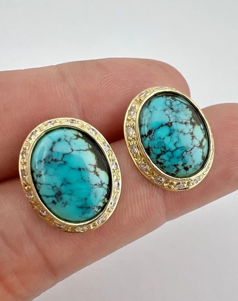 DESIGNER 14K YELLOW GOLD SPIDERWEB PERSIAN TURQUOISE DIAMOND HALO POST EARRINGS: DESIGNER 14K YELLOW GOLD SPIDERWEB PERSIAN TURQUOISE DIAMOND HALO POST EARRINGS Designer 14k Yellow Gold Spiderweb Persian Turquoise Diamond Halo Post Earrings Size: 3/4" Tall & 5/8" Wide Metal: 14k Y