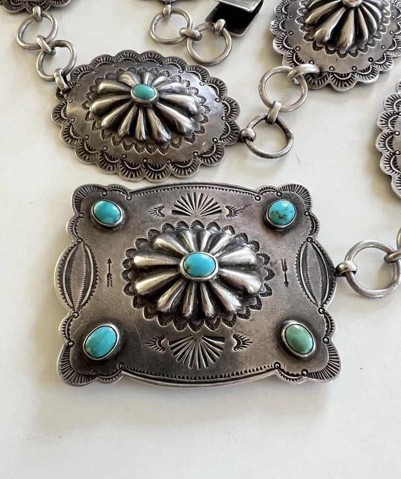 OLD 1940'S NAVAJO COIN SILVER STAMPED TURQUOISE WOMEN'S CONCHO BELT 32.5"-177.8G (1 of 2)