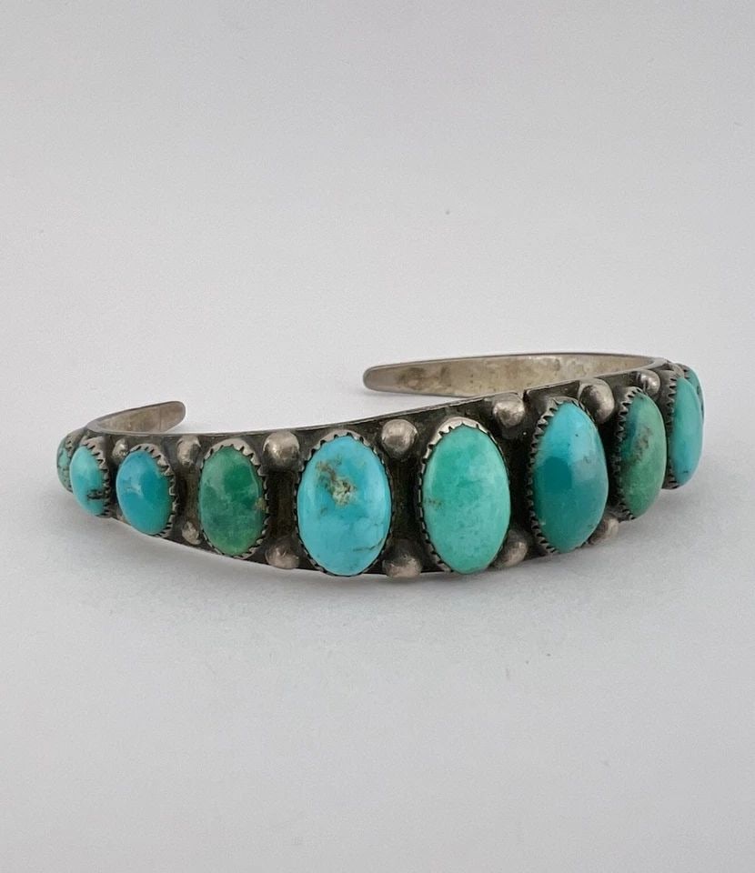 OLD 1940S NAVAJO COIN SILVER INGOT CERRILLOS TURQUOISE STAMPED CUFF BRACELET: OLD 1940S NAVAJO COIN SILVER INGOT CERRILLOS TURQUOISE STAMPED CUFF BRACELET OLD 1940s Navajo Coin Silver Ingot Cerrillos Turquoise Stamped Cuff Bracelet Cuff is Around 5 7/8" tip to Tip and has a 1 1