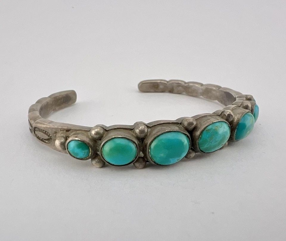 OLD 1940'S NAVAJO COIN SILVER INGOT CERRILLOS TURQUOISE STAMPED CUFF BRACELET: OLD 1940'S NAVAJO COIN SILVER INGOT CERRILLOS TURQUOISE STAMPED CUFF BRACELET OLD Pawn 1940's Navajo Coin Silver INGOT Cerrillos Turquoise Stamped Cuff Bracelet Cuff is Just Under 5 1/2" tip to Tip an