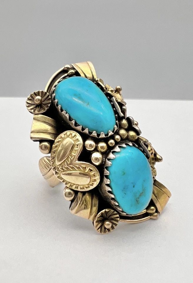 VTG NAVAJO STERLING SILVER & 14K GOLD LONE MOUNTAIN TURQUOISE STAMPED RING #2: VTG NAVAJO STERLING SILVER & 14K GOLD LONE MOUNTAIN TURQUOISE STAMPED RING #2 Vtg Navajo Sterling Silver & 14k Gold Lone Mountain Turquoise Stamped Ring #2 Ring Size: 7.25 Weight is 23.6 Grams on my s