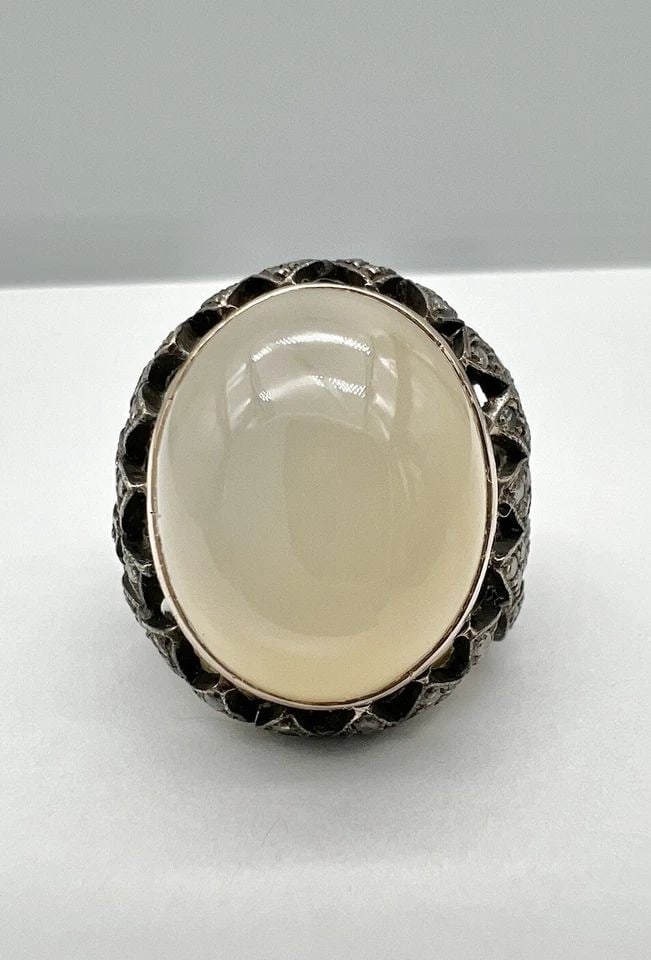 ANTIQUE 14K GOLD & SILVER LARGE CABOCHON MOONSTONE & DIAMOND RING (1 of 2)