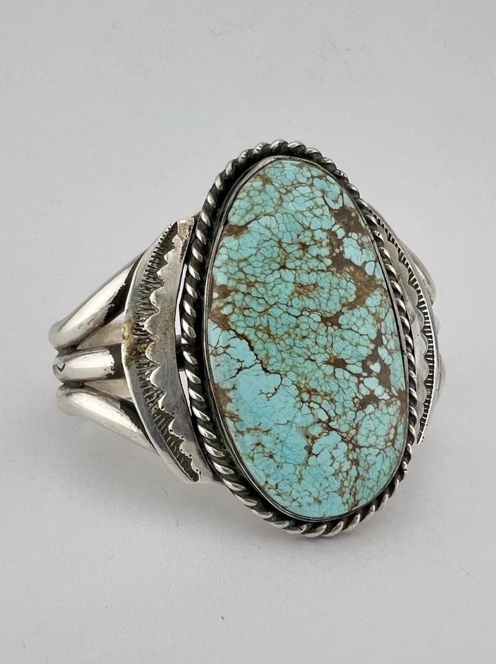 VINTAGE BOYD ASHLEY NAVAJO STERLING SILVER SPIDERWEB #8 TURQUOISE CUFF BRACELET (1 of 2)