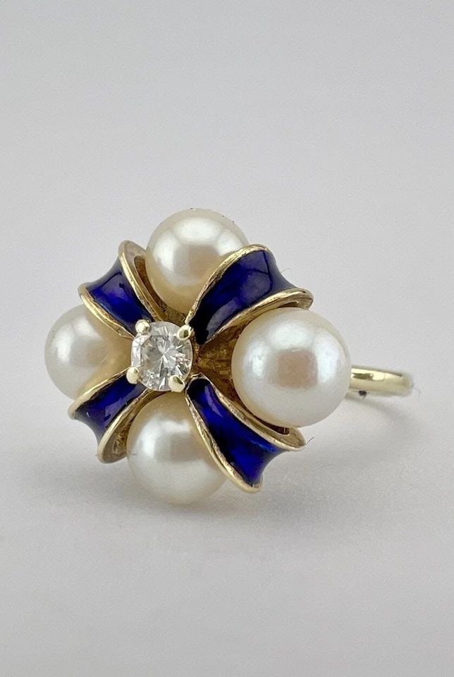 VINTAGE 14K YELLOW GOLD DIAMOND & WHITE AKOYA PEARL & BLUE ENAMEL BOW RING: VINTAGE 14K YELLOW GOLD DIAMOND & WHITE AKOYA PEARL & BLUE ENAMEL BOW RING Vintage 14K Yellow Gold Diamond & White Akoya Pearl & Blue Enamel Bow Ring Ring Size: 5 - Can Be Resized Total Weight is 5.5 