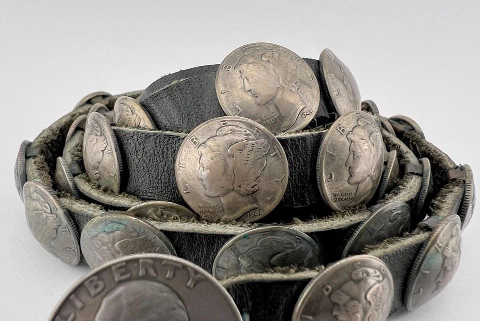 OLD NAVAJO COIN SILVER 40 MERCURY DIMES & 1 QUARTER WOMEN'S CONCHO BELT 145.7G (1 of 2)