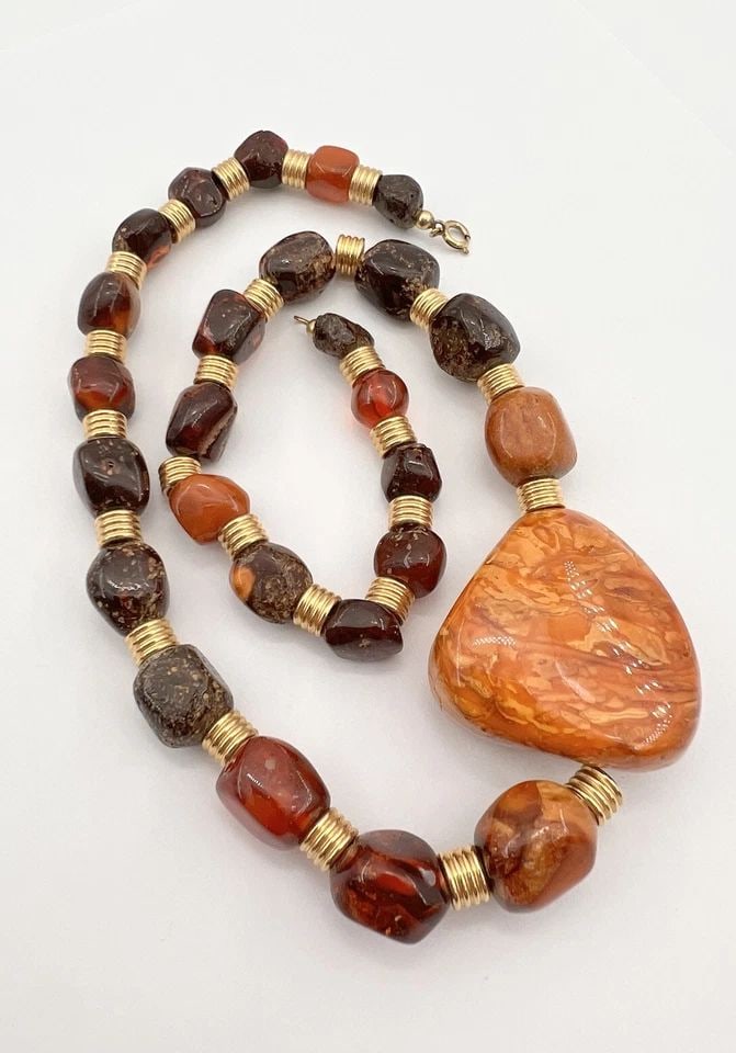 ANTIQUE PETRIFIED BUTTERSCOTCH EGG YOLK BALTIC AMBER SWIRL BEAD NECKLACE 75.2G (1 of 2)