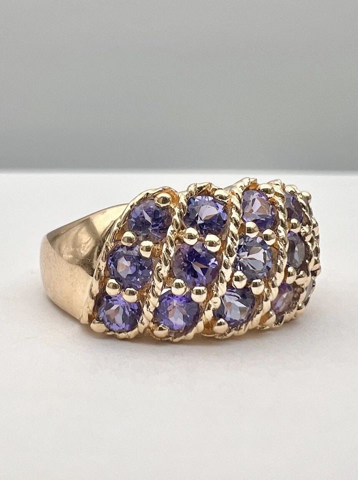 DESIGNER 14K YELLOW GOLD 1.25CT APPROX. ROUND TANZANITE WIDE CLUSTER RING (1 of 2)