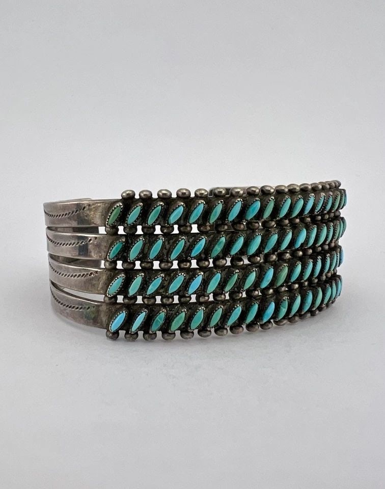 OLD 1940S ZUNI STERLING SILVER NEEDLEPOINT TURQUOISE 4 ROW STAMPED CUFF BRACELET: OLD 1940S ZUNI STERLING SILVER NEEDLEPOINT TURQUOISE 4 ROW STAMPED CUFF BRACELET OLD 1940s Zuni Sterling Silver Needlepoint Turquoise 4 Row Stamped Cuff Bracelet Cuff is Slightly Over 5" tip to Tip an