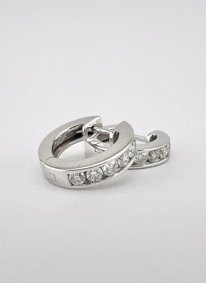 DESIGNER 14K WHITE GOLD .56TCW DIAMOND HUGGIE HUGGIES 1/2" HOOP POST EARRINGS: DESIGNER 14K WHITE GOLD .56TCW DIAMOND HUGGIE HUGGIES 1/2" HOOP POST EARRINGS Designer 14K White Gold .56tcw Natural Diamond Huggie Huggies 1/2" Hoop Post Earrings Size: A Tad Over 1/2" Tall & Face Of