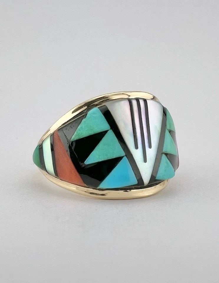 VTG DON & VIOLA ERIACHO ZUNI 14K YELLOW GOLD MULTI GEMSTONE FLUSH WOMEN'S RING: VTG DON & VIOLA ERIACHO ZUNI 14K YELLOW GOLD MULTI GEMSTONE FLUSH WOMEN'S RING Vtg Don & Viola Eriacho Zuni 14k Yellow Gold Multi Gemstone Flush Women's Ring Ring Size: 9 - Can be Resized Weight is 5.
