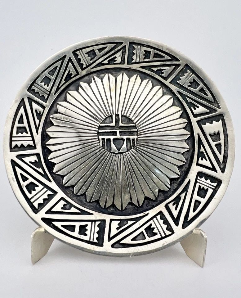 RARE VTG NAVAJO STERLING SILVER DETAILED SUNFACE OVERLAY 3 1/8" PLATE & STAND #1 (1 of 2)