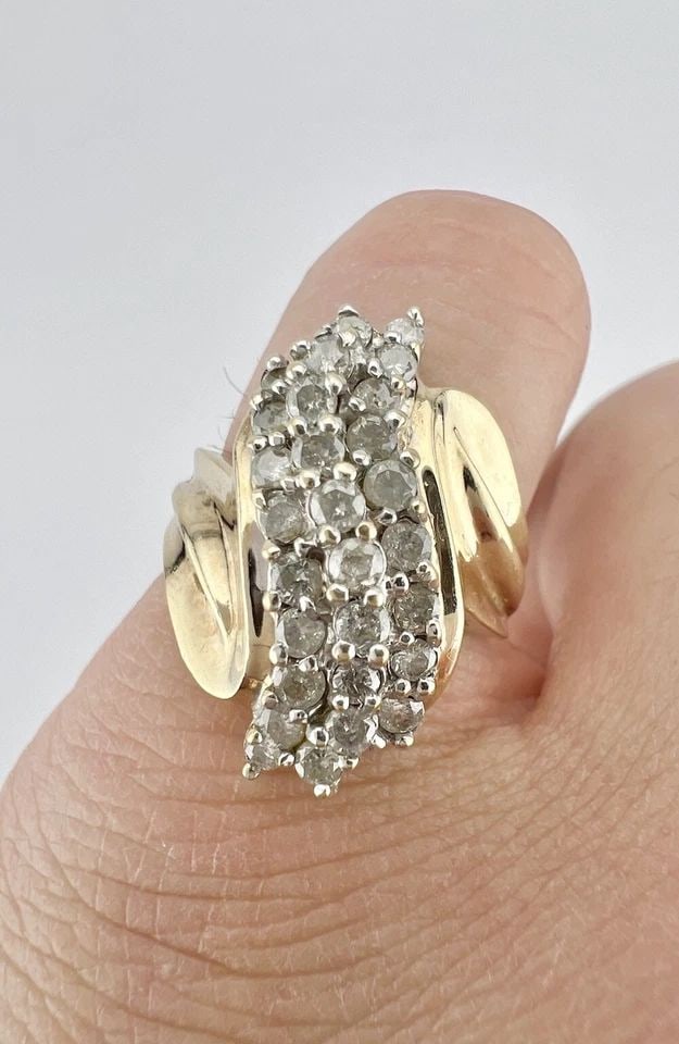 DESIGNER 10K YELLOW GOLD .75CT DIAMOND CROSSOVER CLUSTER RING (1 of 2)
