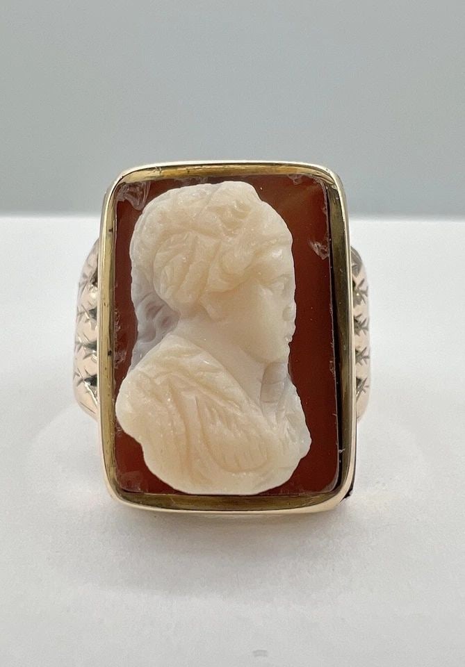ANTIQUE VICTORIAN ETRUSCAN 10K YELLOW GOLD CARVED HARDSTONE CAMEO LARGE RING 9G (1 of 2)